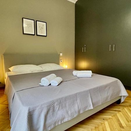 Gorgeous Renovated Apt. Close To Metro And Cultural Sites! Atenas Exterior foto