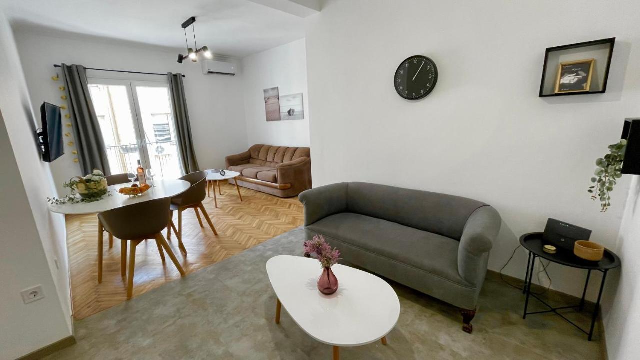 Gorgeous Renovated Apt. Close To Metro And Cultural Sites! Atenas Exterior foto