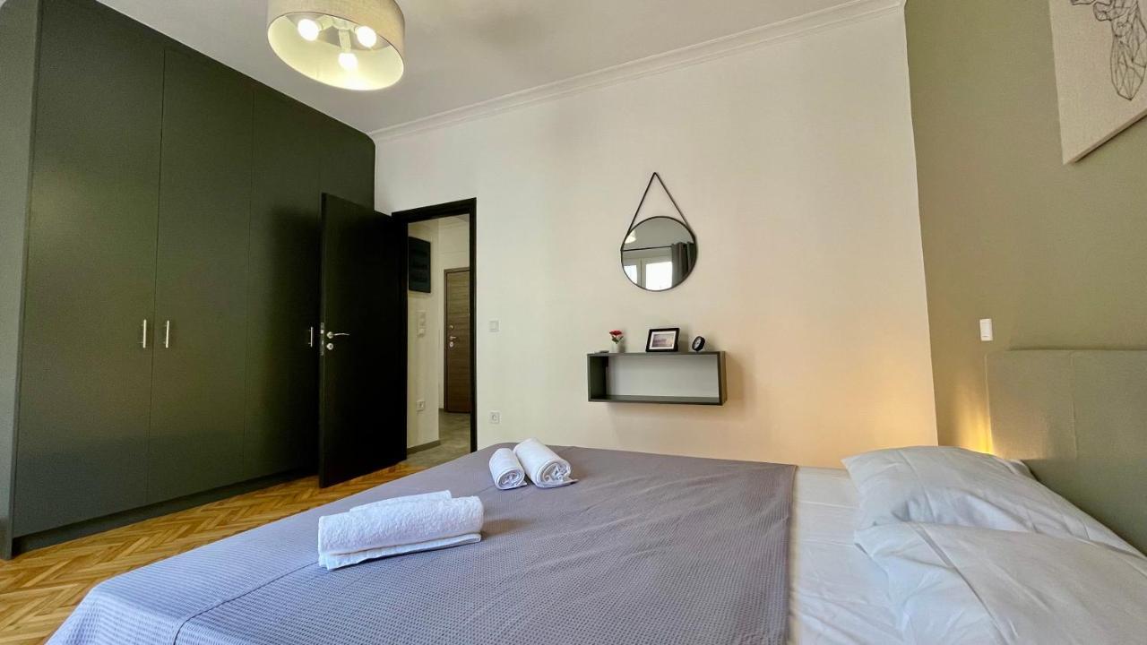Gorgeous Renovated Apt. Close To Metro And Cultural Sites! Atenas Exterior foto